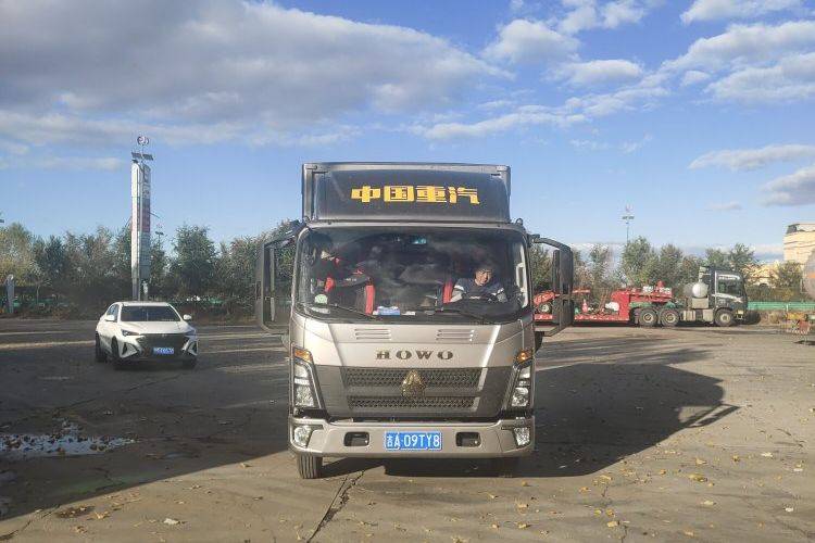 二手重汽HOWO轻卡 170马力 载货车