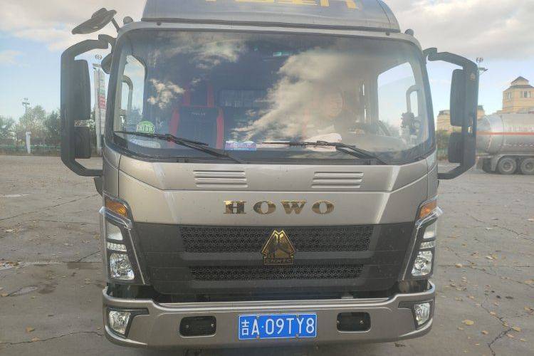 二手重汽HOWO轻卡 170马力 载货车