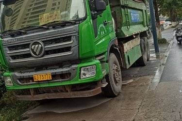 二手福田 瑞沃Q9 350马力 6X4 5.8米自卸车(国五) 后八轮 潍柴二手自卸车 黄牌