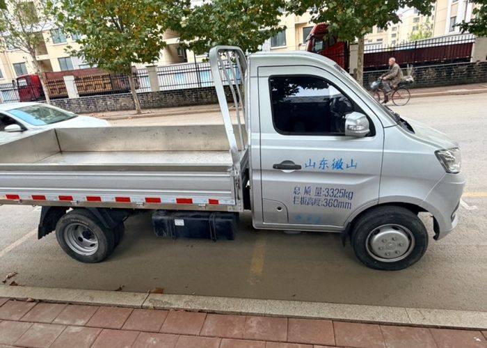 二手长安跨越 122马力 载货车