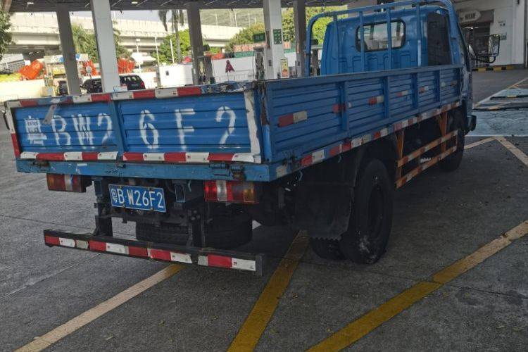 二手江铃汽车 122马力 载货车