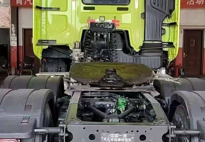 二手一汽解放 660马力 牵引车