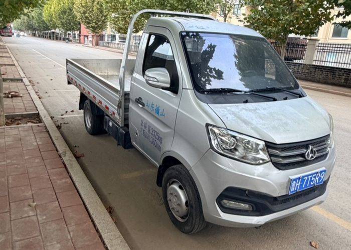 二手长安跨越 122马力 载货车