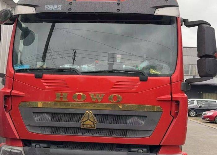 二手重汽豪沃(HOWO) 350马力 专用车