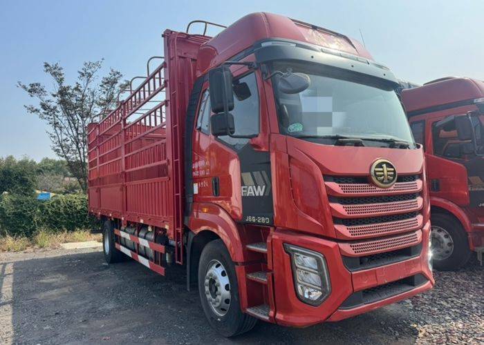 二手一汽解放 280马力 载货车