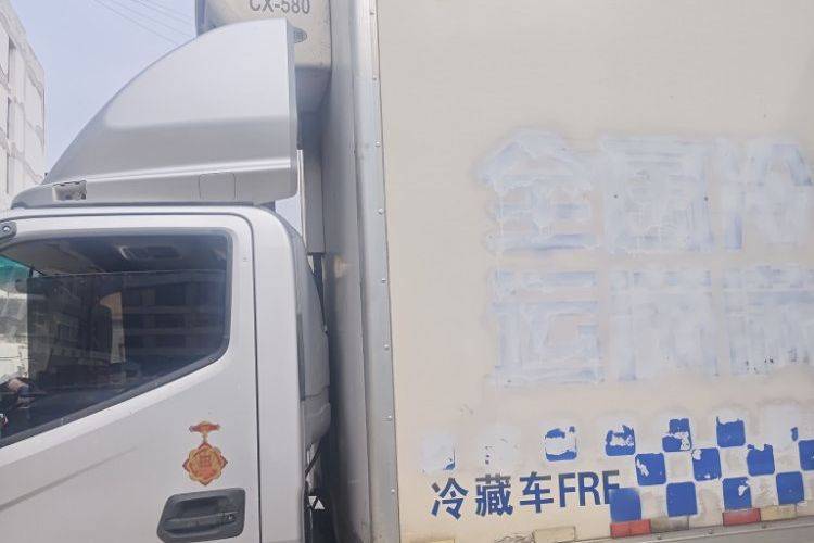 二手福田欧马可 156马力 专用车