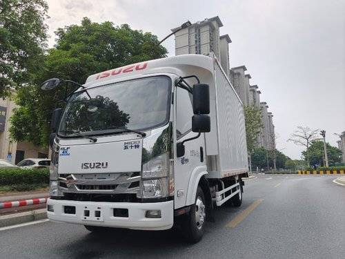 庆铃五十铃 132马力 载货车