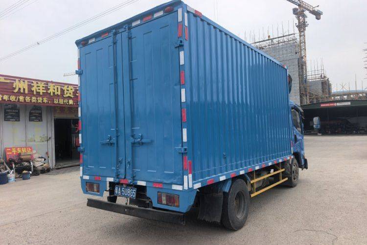 江铃汽车 116马力 载货车