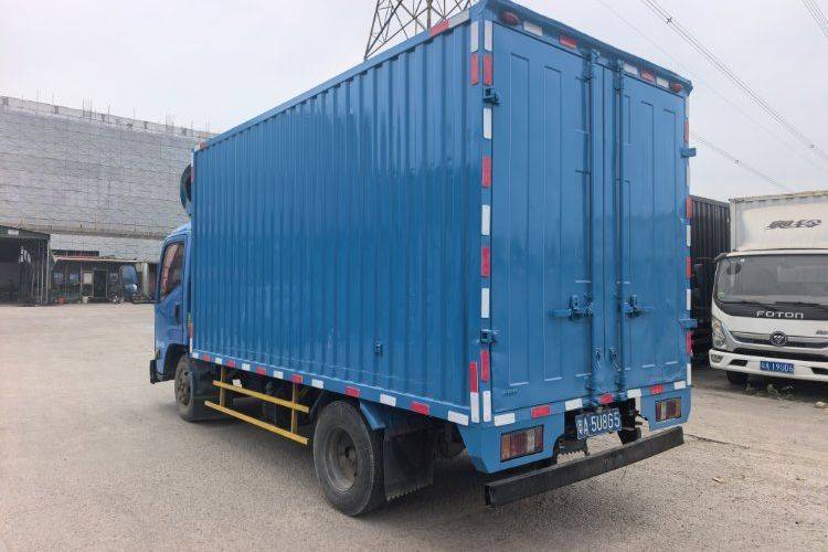江铃汽车 116马力 载货车