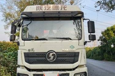 二手陕汽重卡 新德龙M3000 轻量化版 430马力 6X4 LNG牵引车(缓速器)(国五) 双驱 潍柴二手牵引车 黄牌