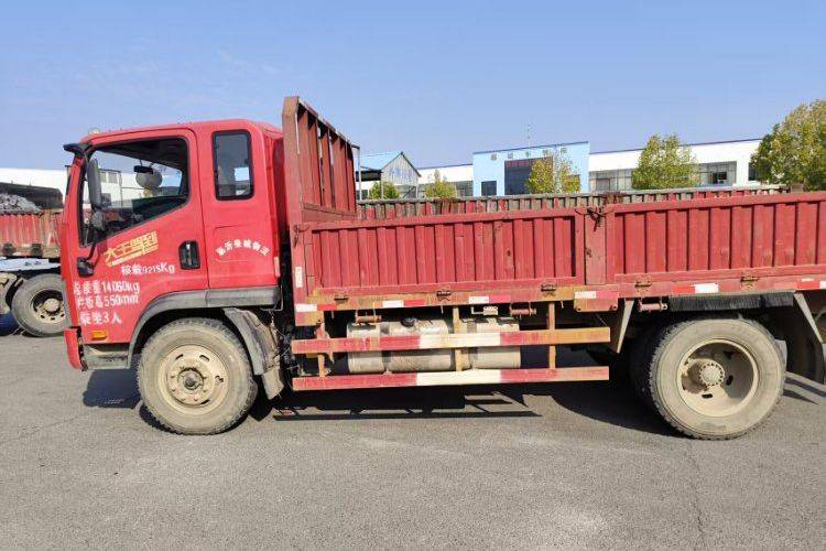 二手一汽解放轻卡 190马力 载货车