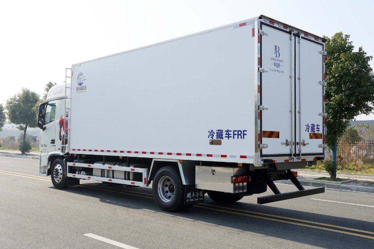 二手欧曼重卡(原福田欧曼) 350马力 专用车