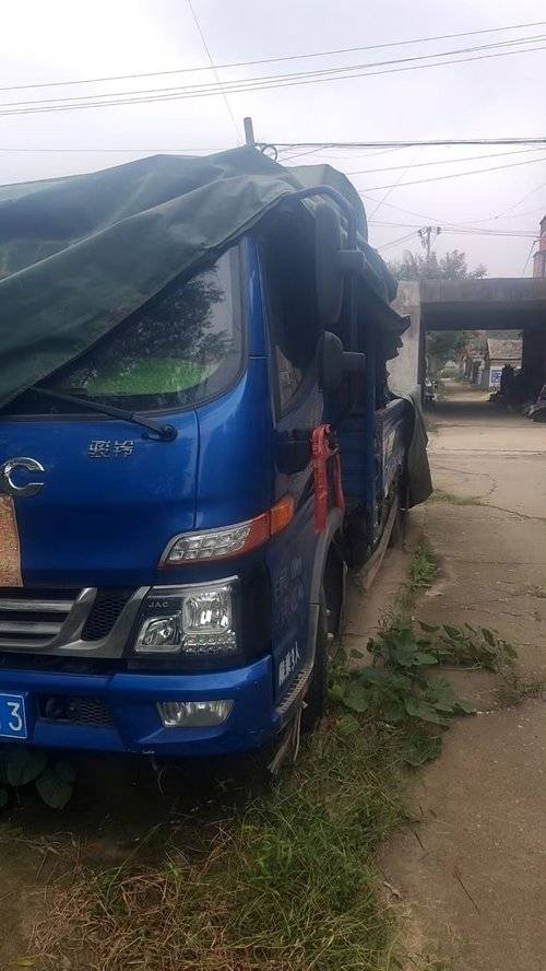 江淮骏铃 130马力 载货车