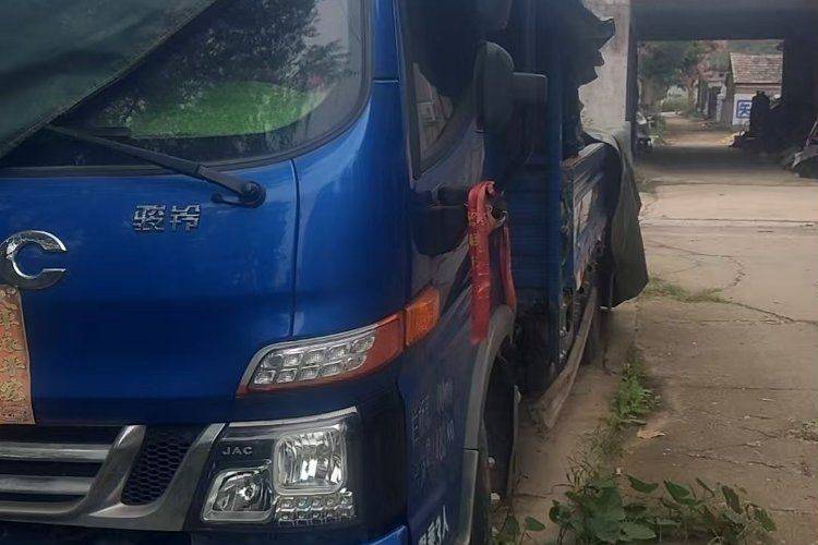江淮骏铃 130马力 载货车