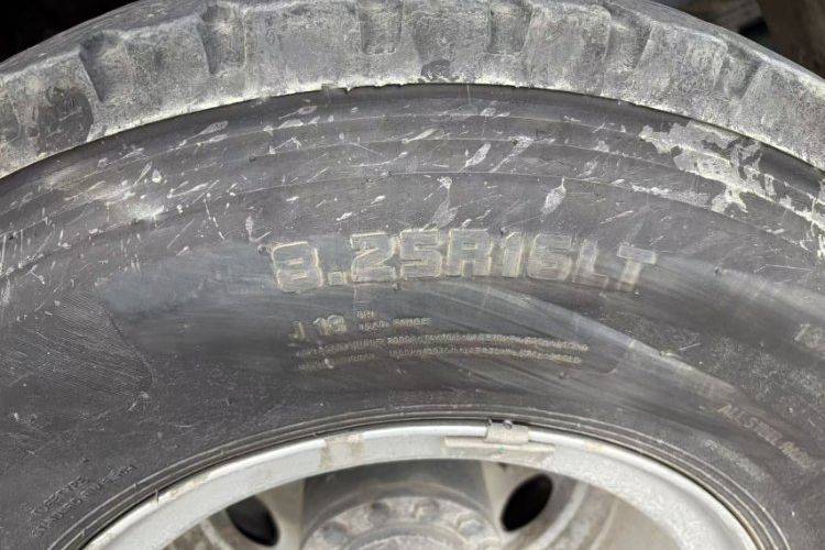 二手重汽HOWO轻卡 140马力 载货车