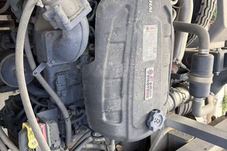 二手重汽HOWO轻卡 140马力 载货车