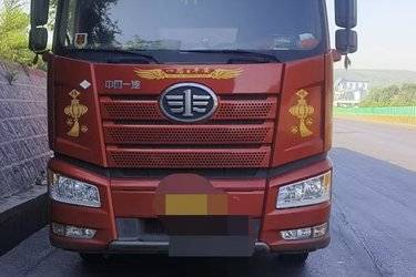 二手一汽解放 新J6P重卡 2020款 质惠版 440马力 6X4 LNG牵引车(国六) 双驱 锡柴二手牵引车 黄牌图片