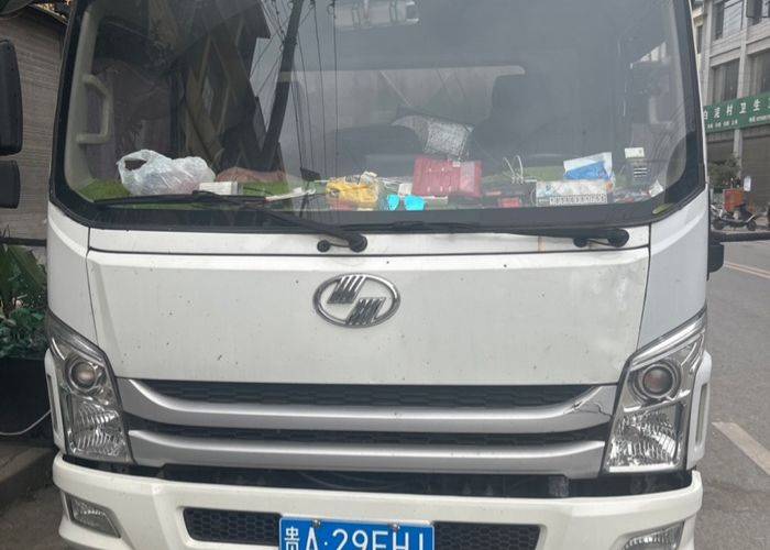 二手上汽轻卡(原上汽跃进) 156马力 载货车