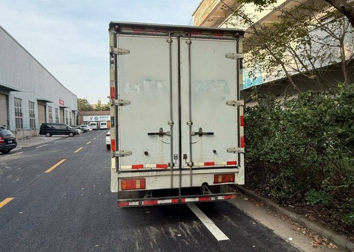 二手福田时代领航 88马力 载货车