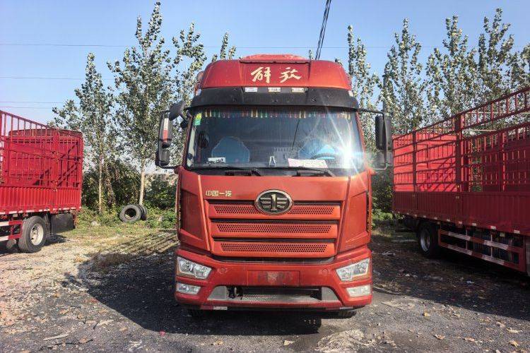 二手一汽解放 240马力 载货车