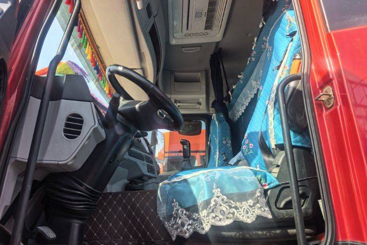 二手欧曼重卡(原福田欧曼) 280马力 载货车