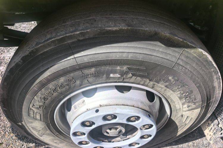 二手一汽解放 460马力 载货车