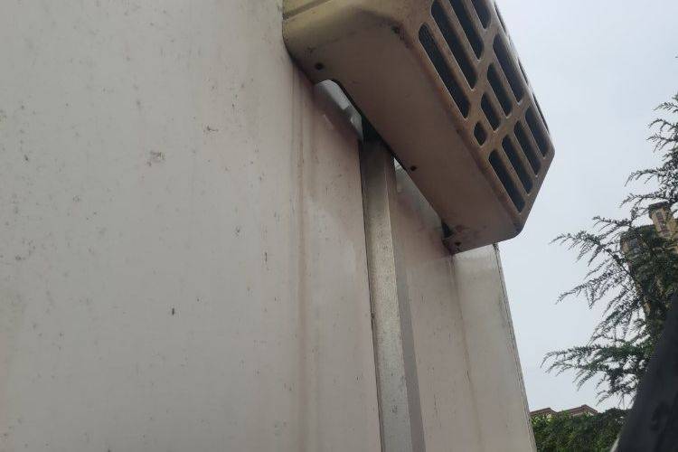 二手重汽豪曼 160马力 专用车