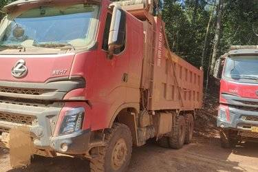 二手东风柳汽 乘龙H7 530马力 6X4 6米自卸车(国六) 后八轮 玉柴二手自卸车 黄牌