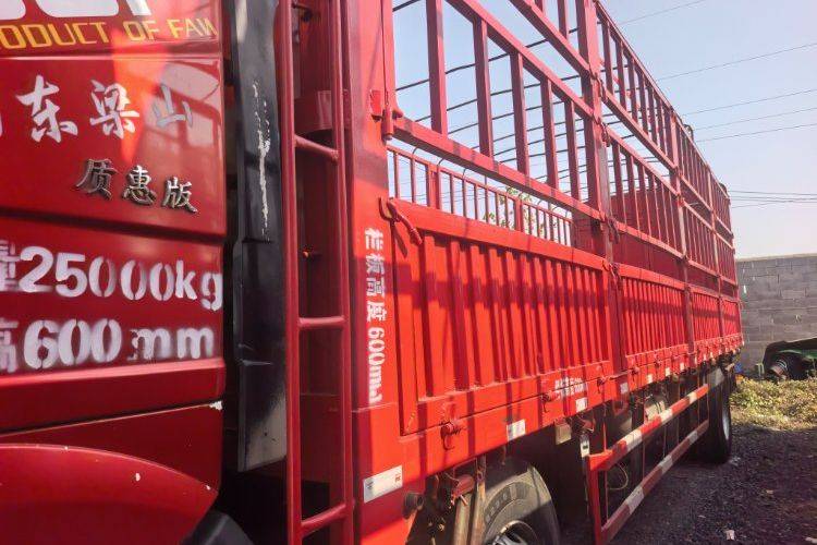二手一汽解放 280马力 载货车