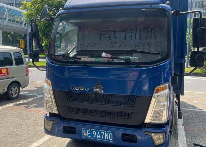 二手重汽HOWO轻卡 150马力 载货车