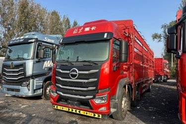 二手北京重卡 复兴 科技智尊版 520马力 8X4 9.7米AMT自动档栏板载货车(国六) 前四后八 玉柴二手载货车 黄牌图片