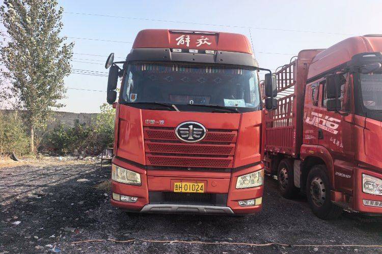 二手一汽解放 280马力 载货车