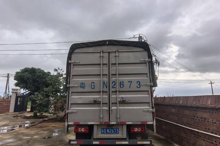 二手福田欧马可 170马力 载货车