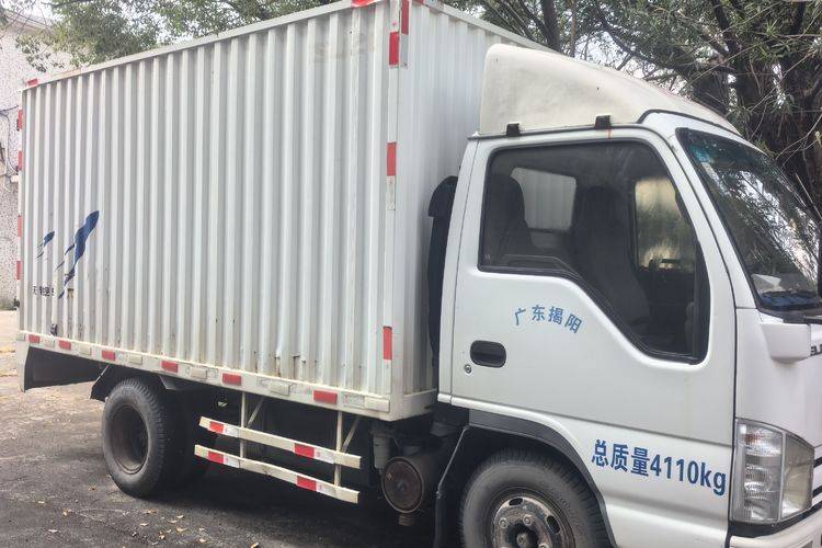 二手庆铃五十铃 98马力 载货车