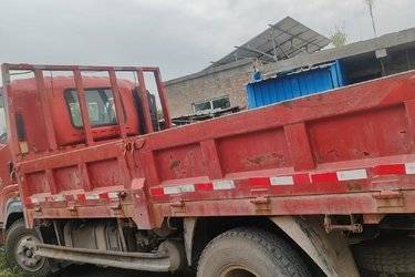 二手飞碟奥驰 X6系列 130马力 4X2 4.13米自卸车(国五) 单桥 常柴二手自卸车 蓝牌图片