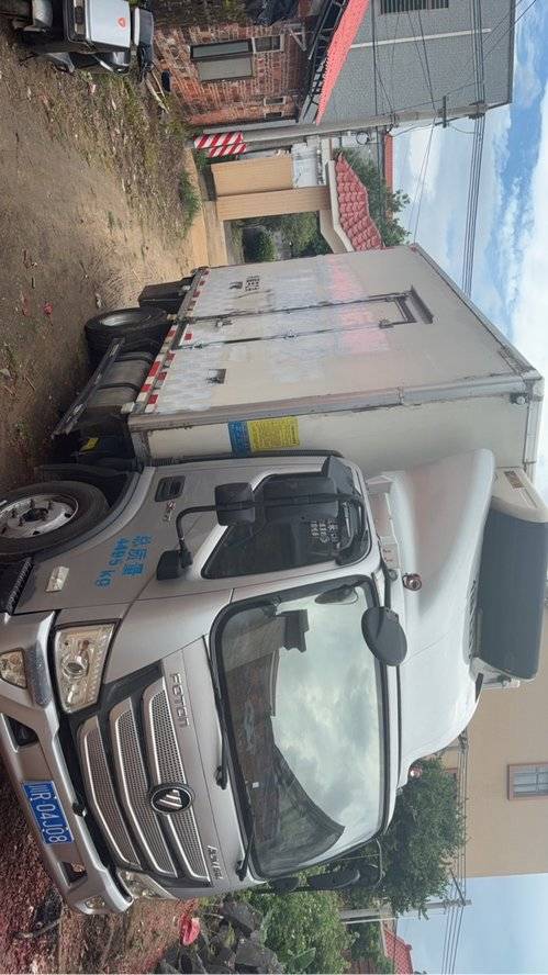 福田欧马可 156马力 专用车