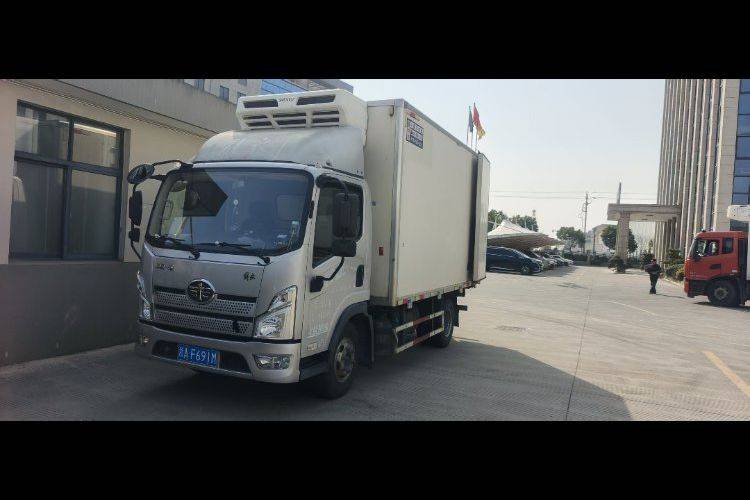 二手一汽解放轻卡 156马力 专用车