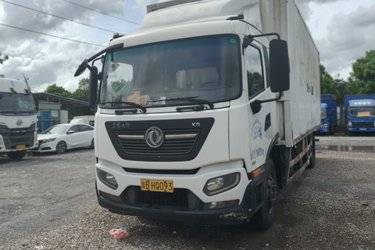 二手东风商用车 天锦KR中卡 科技版 180马力 4X2 8米厢式载货车(国五) 单桥 东风康明斯二手载货车 黄牌图片