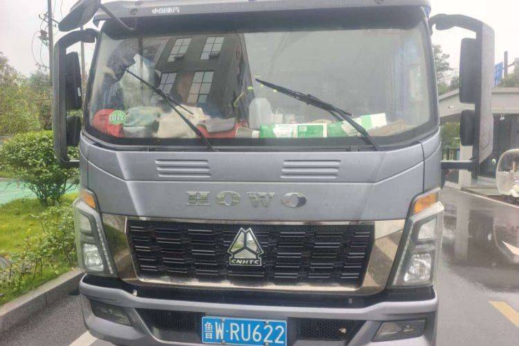 二手重汽HOWO轻卡 170马力 载货车
