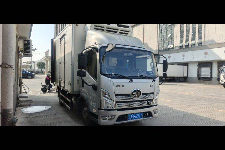 二手一汽解放轻卡 156马力 专用车