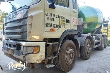 二手江淮 格尔发K3W 310马力 8X4 7.4方混凝土搅拌车(国五) 前四后八 潍柴二手搅拌车图片