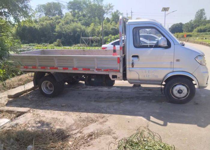 二手东风小康 112马力 载货车