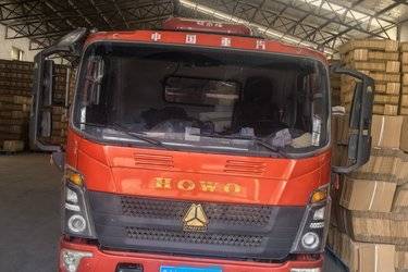 二手中国重汽HOWO 悍将H3 2.3L柴油 148马力 万里扬6档 4.15米单排栏板轻卡(国六) 单桥 潍柴二手载货车 蓝牌