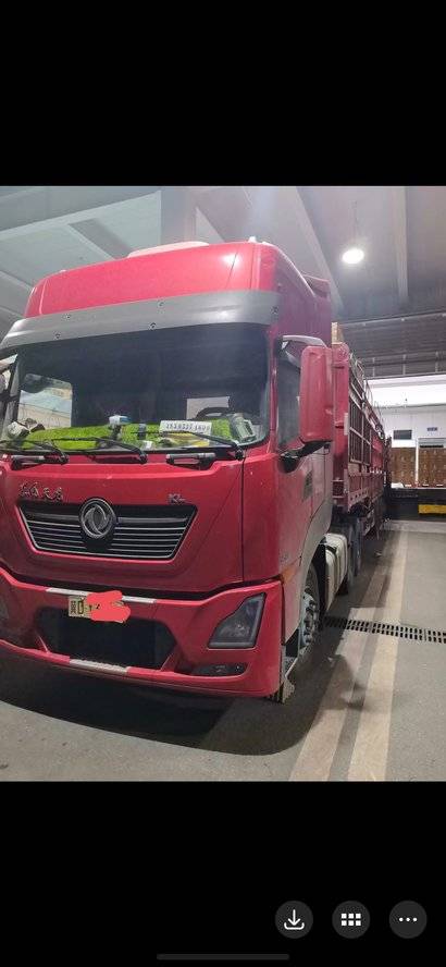 东风商用车 465马力 牵引车
