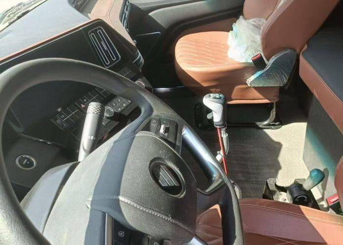 二手欧曼重卡(原福田欧曼) 350马力 载货车