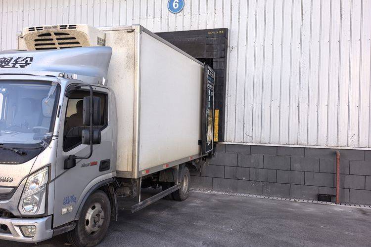 福田奥铃 132马力 专用车