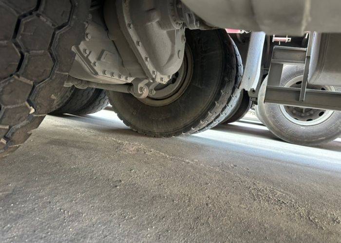 二手一汽解放 375马力 自卸车