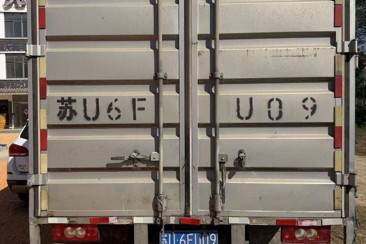 二手福田欧马可 150马力 载货车