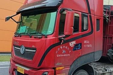 二手东风商用车 天龙KL重卡 465马力 6X4牵引车(国五) 双驱 雷诺二手牵引车 黄牌图片