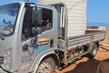 二手陕汽轻卡 德龙K3000 标配型 130马力 4.18米单排栏板轻卡(国五) 单桥 潍柴二手载货车 蓝牌